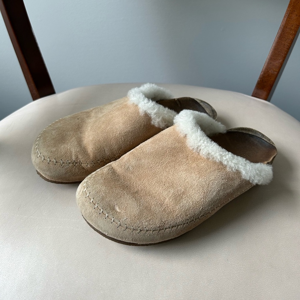 Jenni Kayne Tan Suede Shearling Clog Slippers
